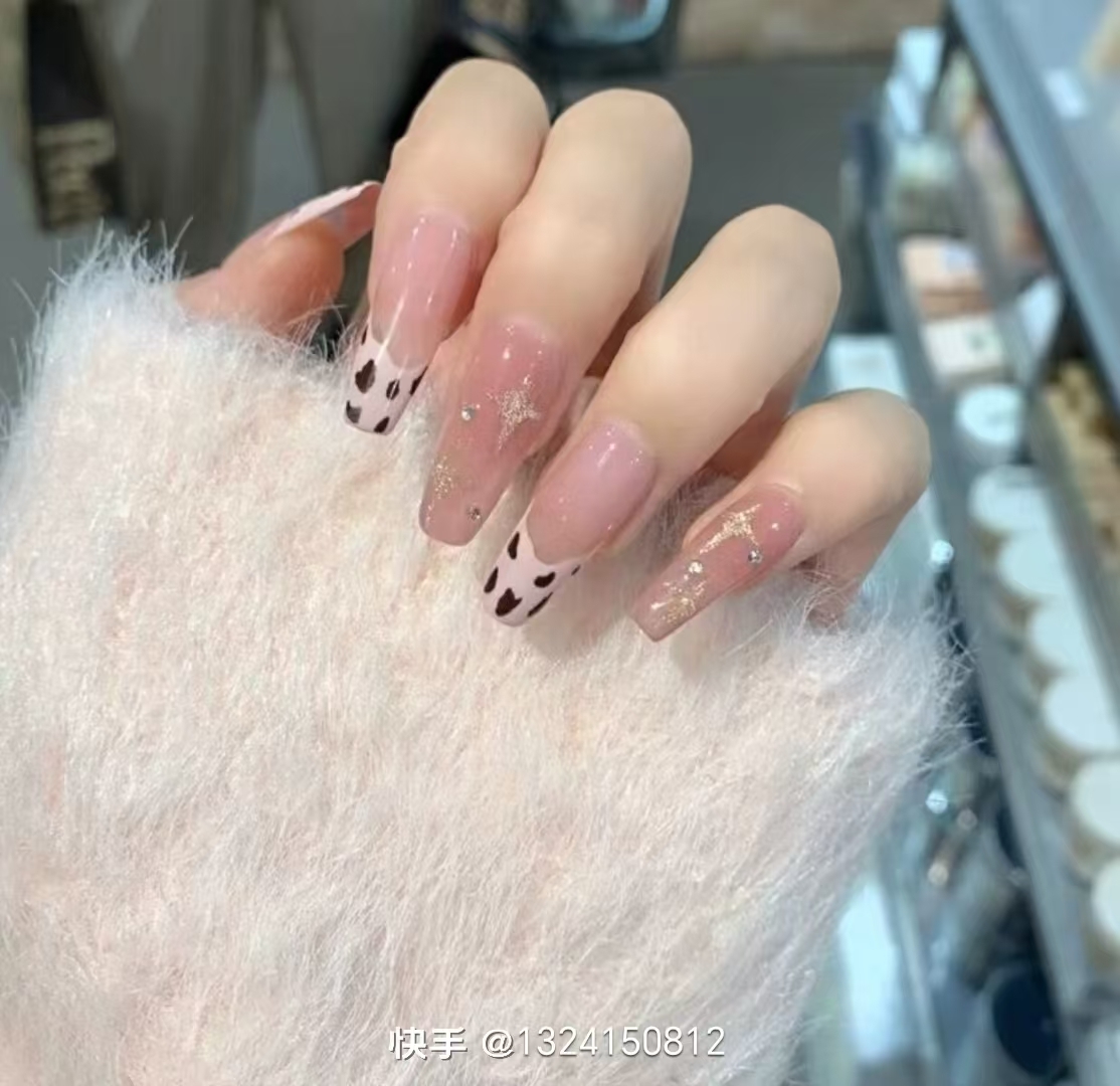滨海吾悦广场招商三个美甲点位